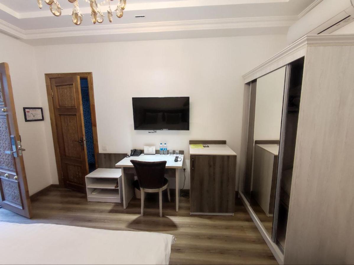 בוקורו Asal Boutique Hotel מראה חיצוני תמונה
