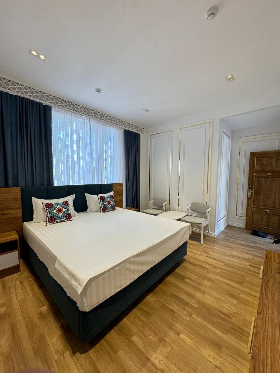 בוקורו Asal Boutique Hotel מראה חיצוני תמונה